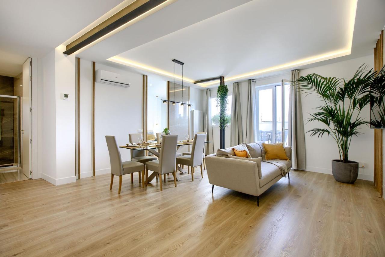 El Cielo: Lujoso Atico En Madrid Centro Apartman Kültér fotó
