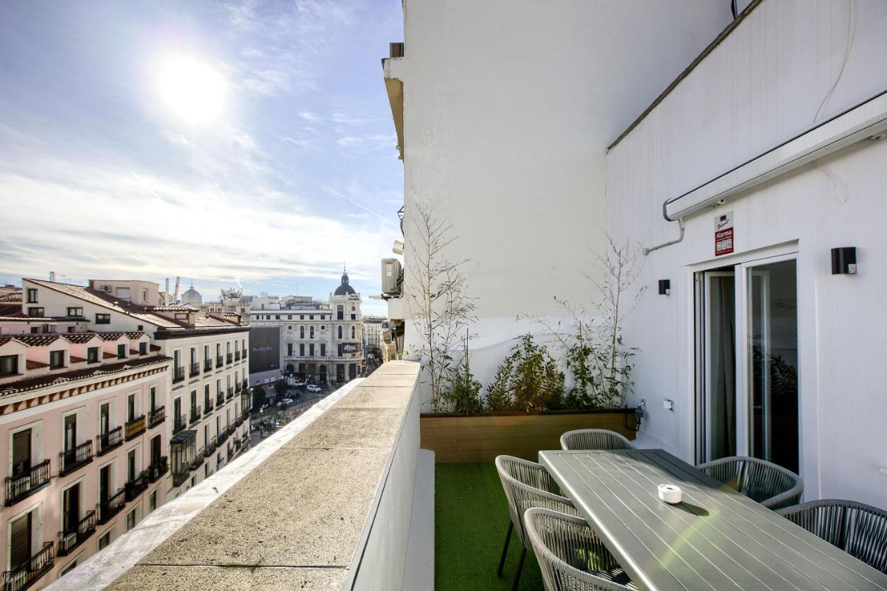 El Cielo: Lujoso Atico En Madrid Centro Apartman Kültér fotó